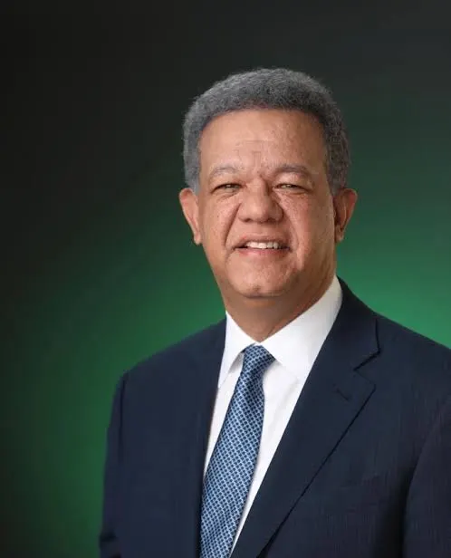 Leonel Fernández durante su ascenso político hacia la Presidencia de República Dominicana.